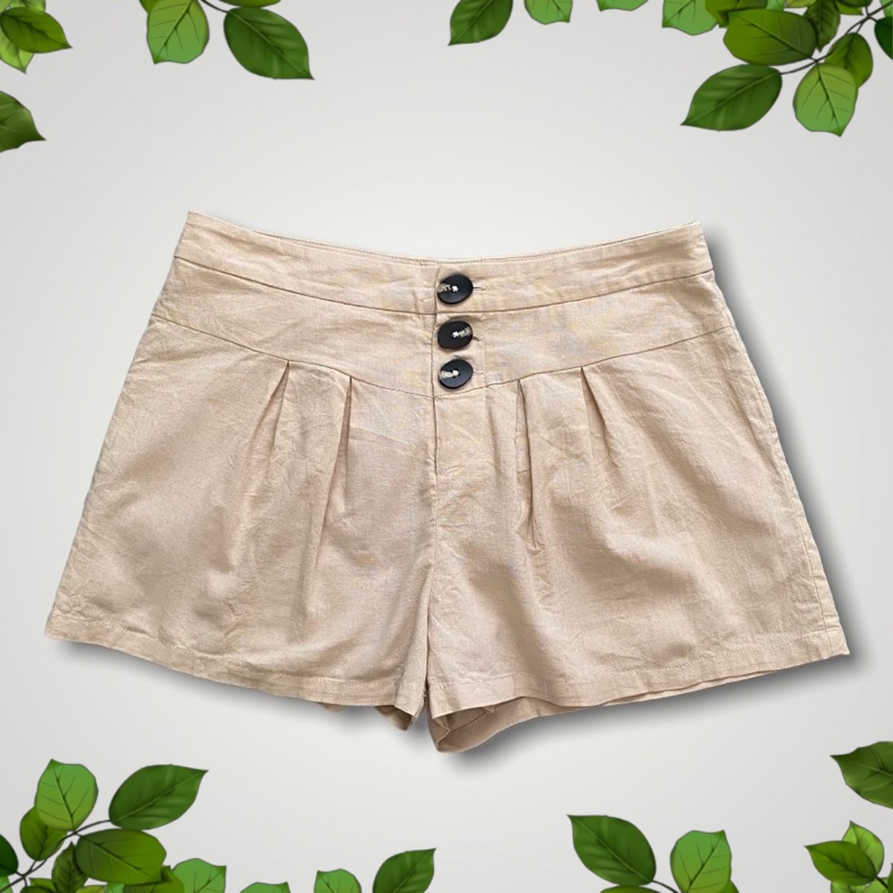 ❗️SOLD❗️Nectar Clothing Beige Shorts Size Large